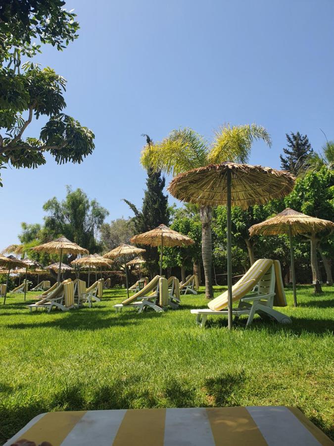 Andreas & Melanie Beach Hotel Governors Beach Exterior photo